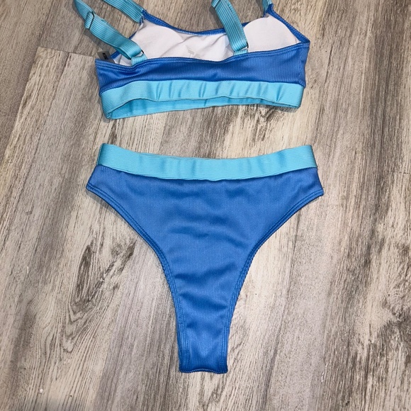 SHEIN High Waisted Cheeky Two Piece Women's Swimsuit Size S - Picture 4 of 5